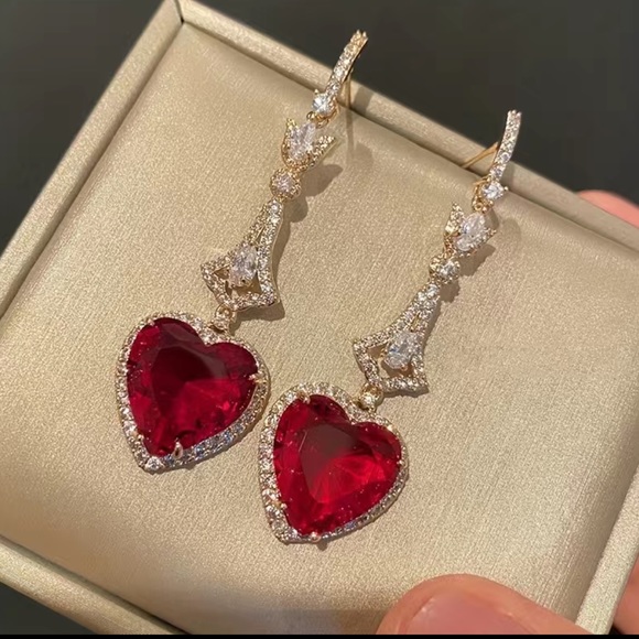 Jewelry - Gold heart Gold CZ Dangle Earrings